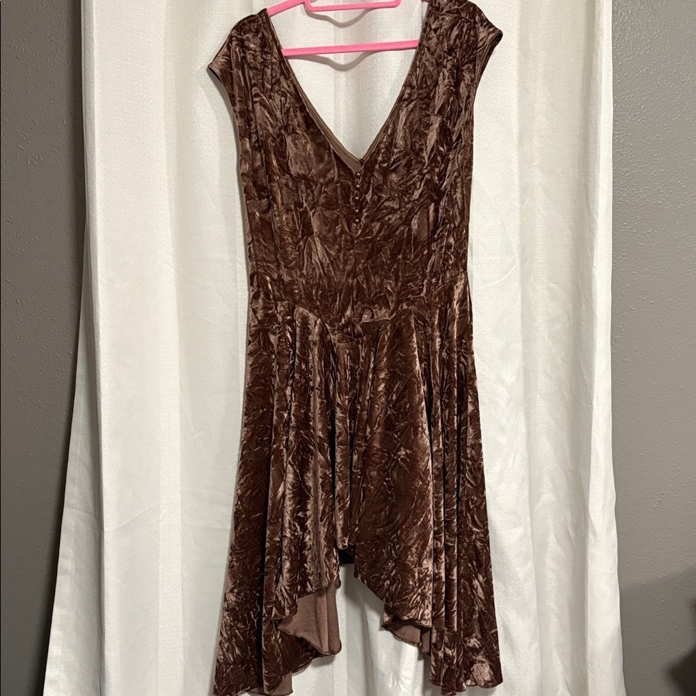 Silence And Noise Brown Velvet Dress - Picture 2 of 5